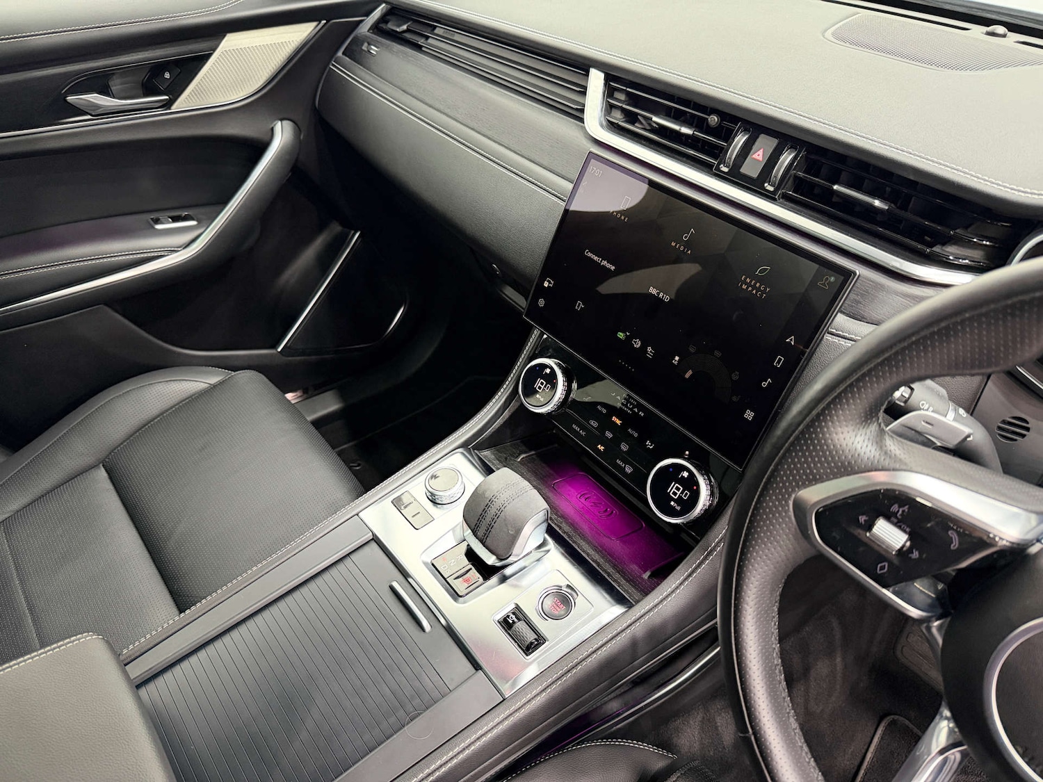 Used Jaguar F-Pace 2022 for sale - 76422525: Photo 41