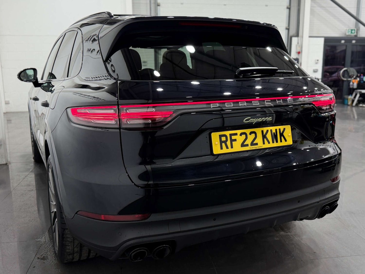 Used Porsche Cayenne 2022 for sale - 76289000: Photo 10