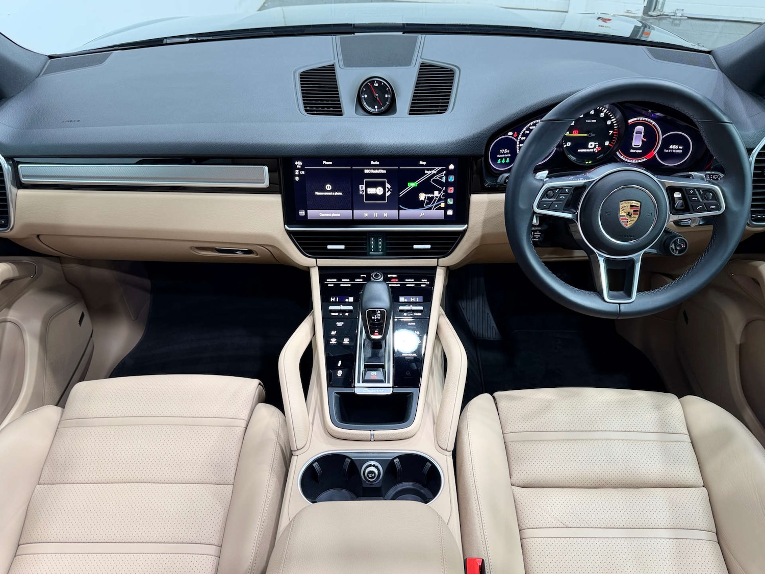 Used Porsche Cayenne 2022 for sale - 76289000: Photo 21