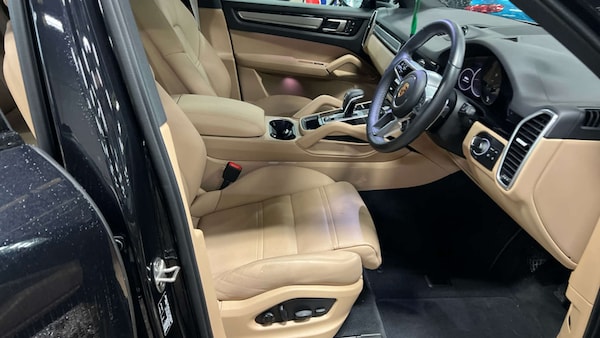 Used Porsche Cayenne 2022 for sale - 76289000: Photo 2