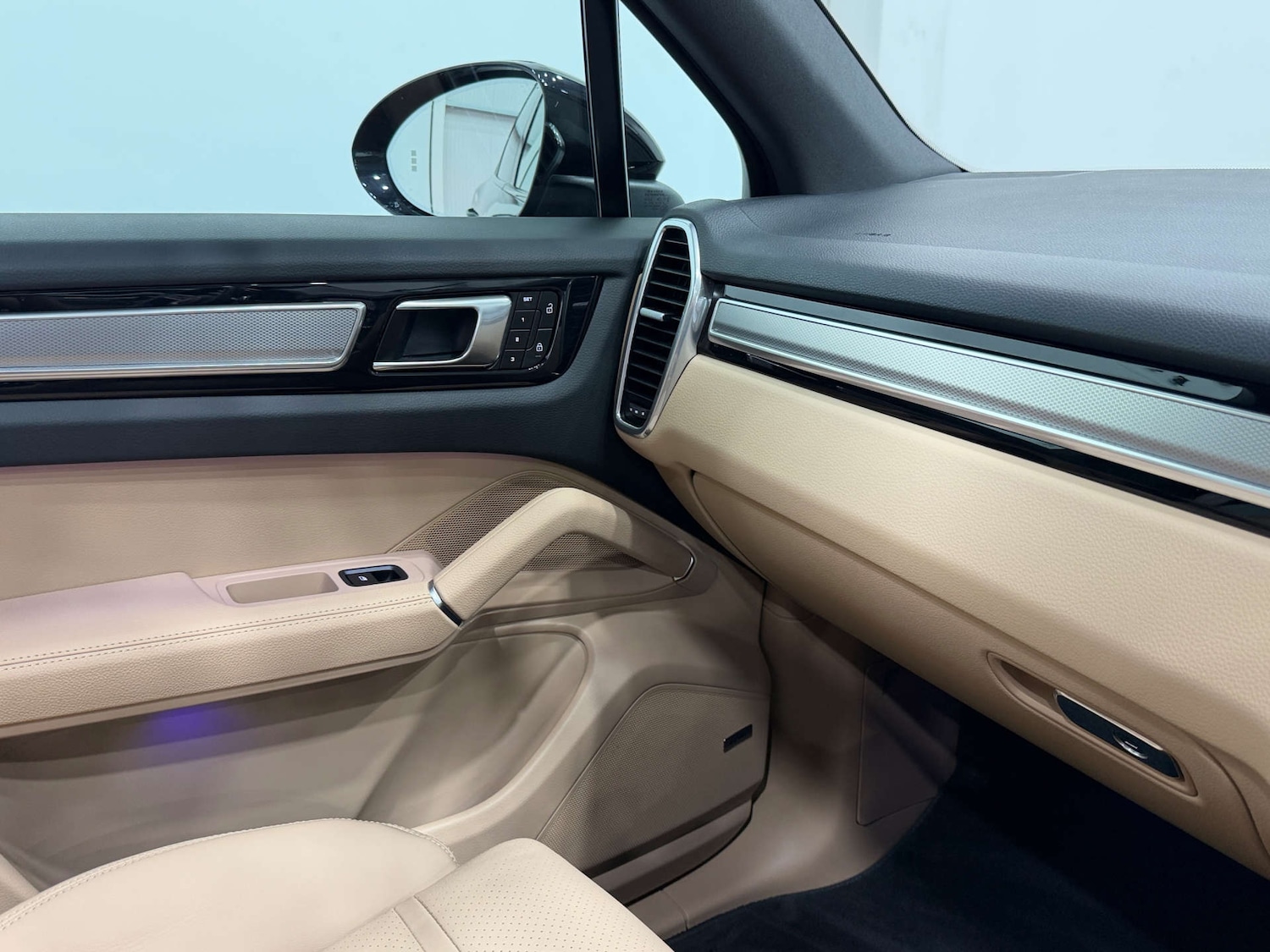 Used Porsche Cayenne 2022 for sale - 76289000: Photo 37