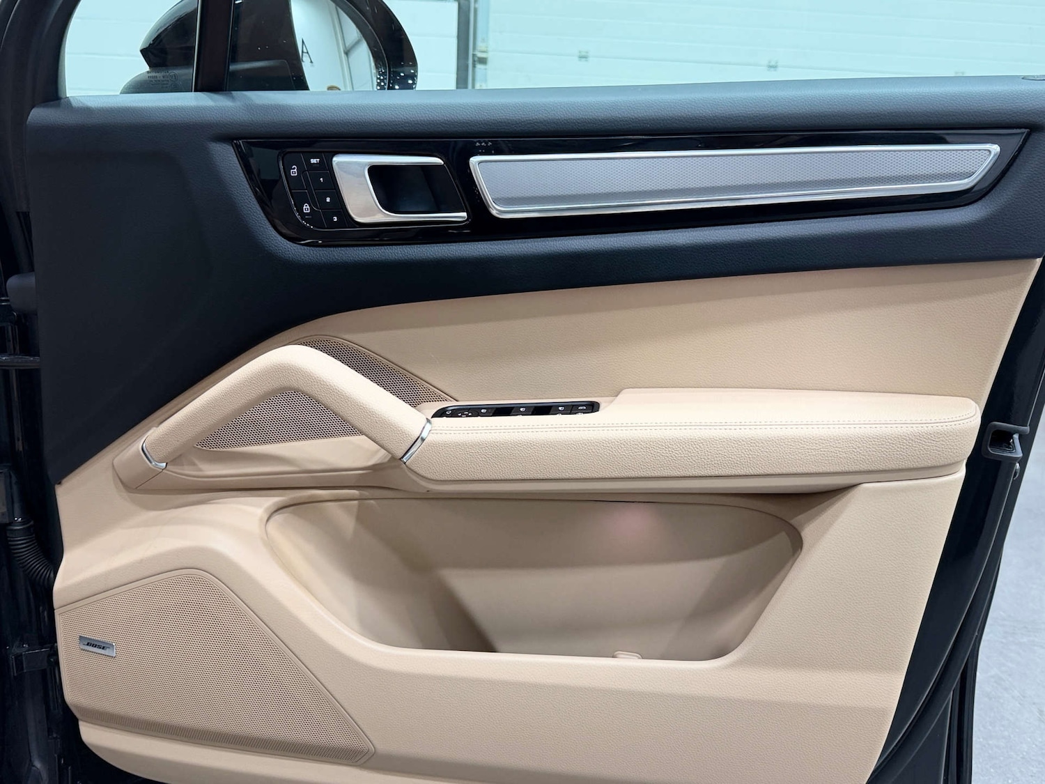 Used Porsche Cayenne 2022 for sale - 76289000: Photo 38