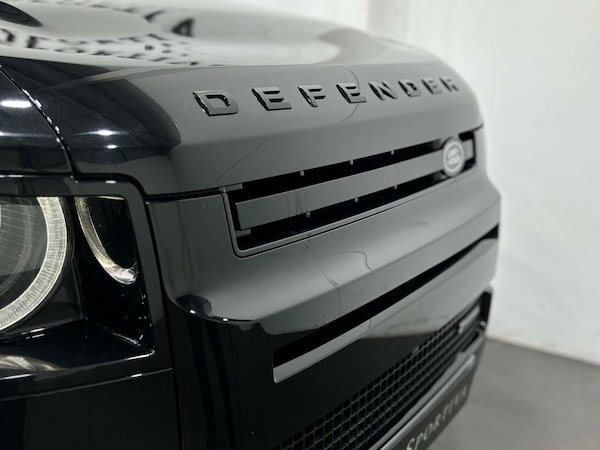 Used Land Rover Defender 2023 for sale - 76277627: Photo 45