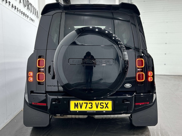 Used Land Rover Defender 2023 for sale - 76277627: Photo 9