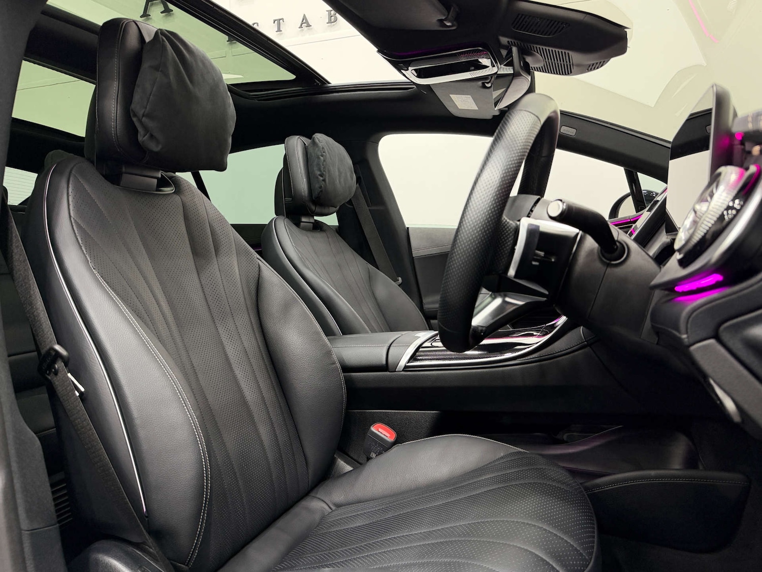 Used Mercedes-Benz EQA 2024 for sale - 77950405: Photo 2