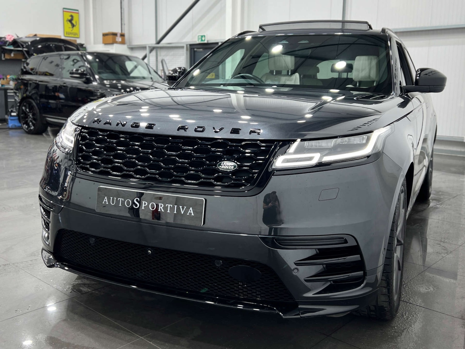 Used Land Rover Range Rover Velar 2021 for sale - 76600867: Photo 11