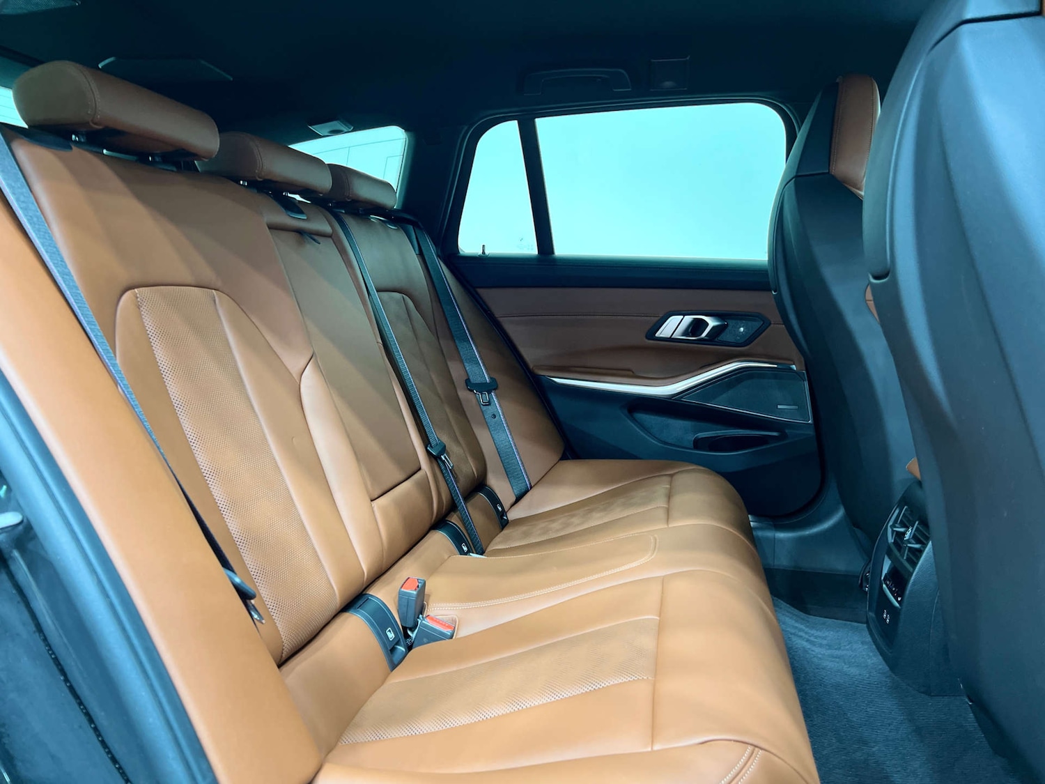 Used BMW 3 Series 2024 for sale - 75920585: Photo 15