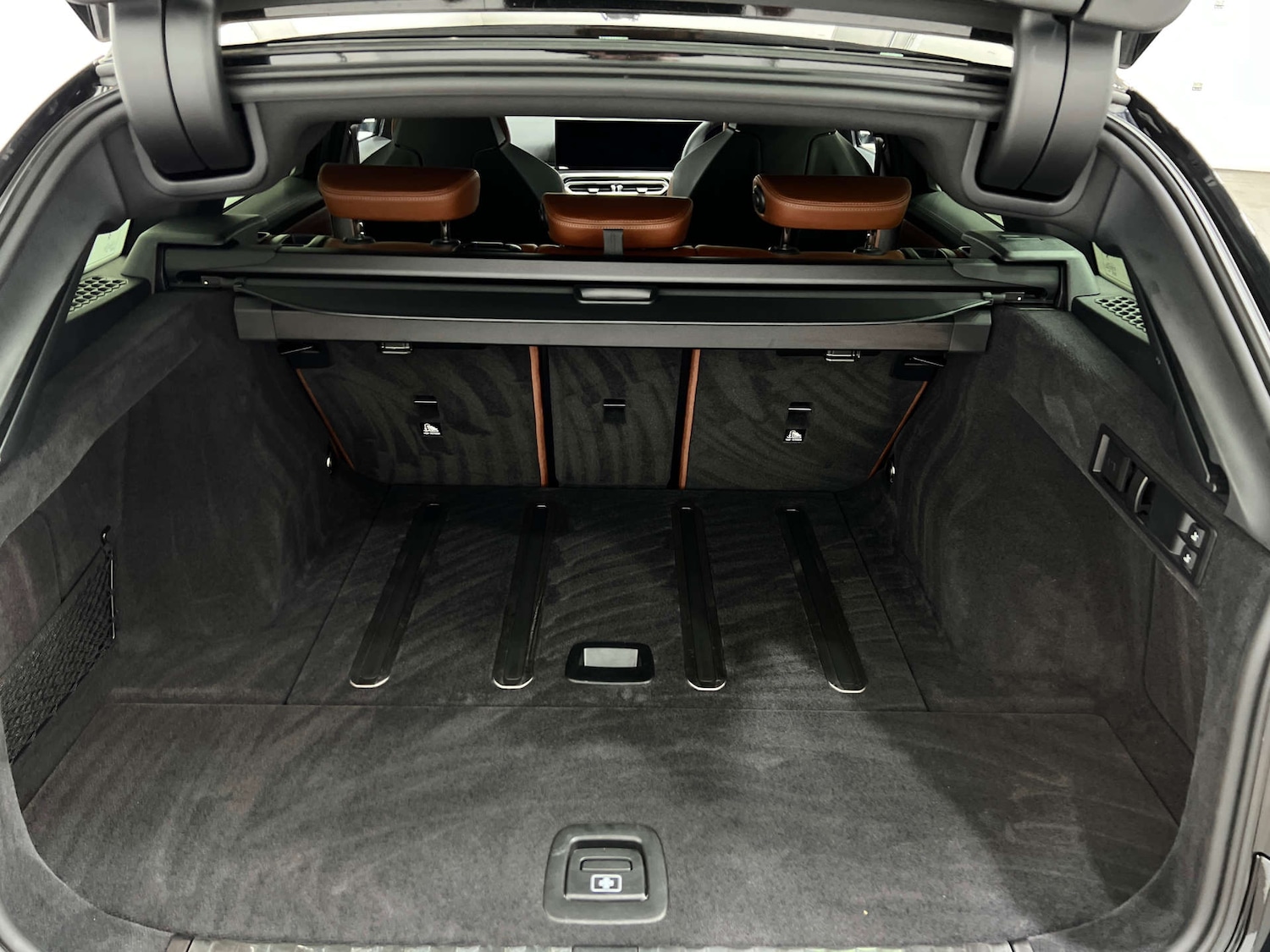 Used BMW 3 Series 2024 for sale - 75920585: Photo 30