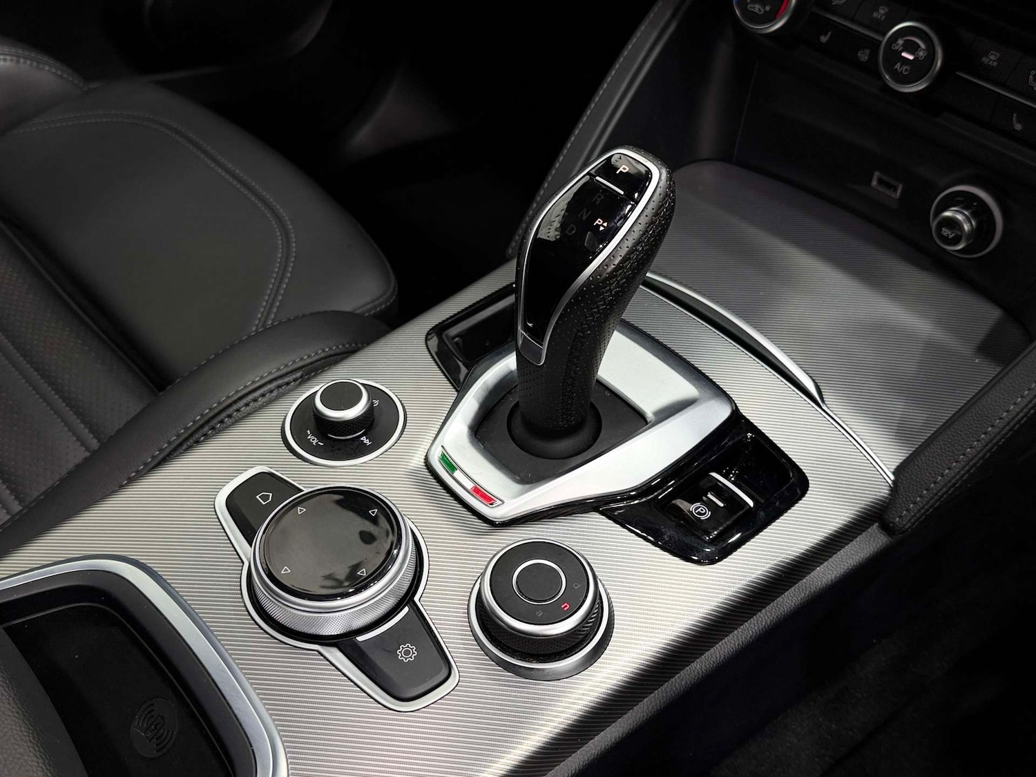 Used Alfa Romeo Stelvio 2021 for sale - 76393378: Photo 40