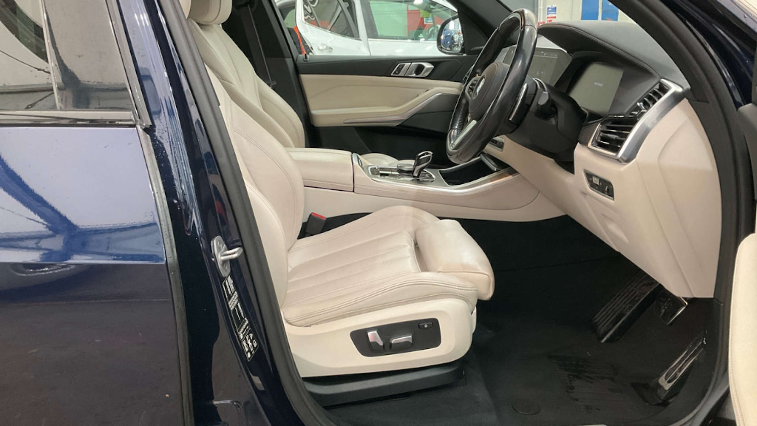 Used BMW X5 2022 for sale - 76567771: Photo 2