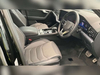 Used Volkswagen Touareg 2023 for sale - 75795161: Photo