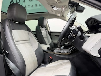Used Land Rover Range Rover Evoque 2023 for sale - 79176653: Photo
