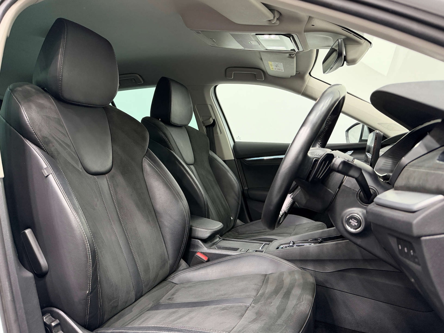 Used Skoda Octavia 2022 for sale - 77353574: Photo 2