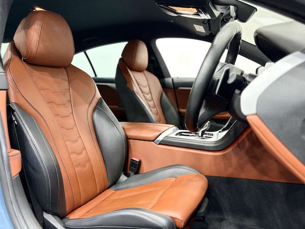 Used BMW 8 Series 2021 for sale - 76220582: Photo 2