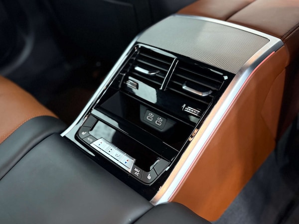Used BMW 8 Series 2021 for sale - 76220582: Photo 31