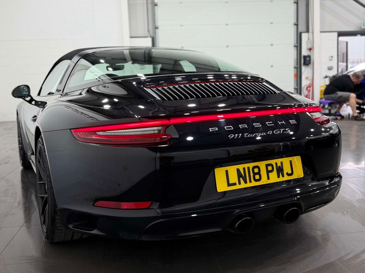 Used Porsche 911 2018 for sale - 78179573: Photo 16