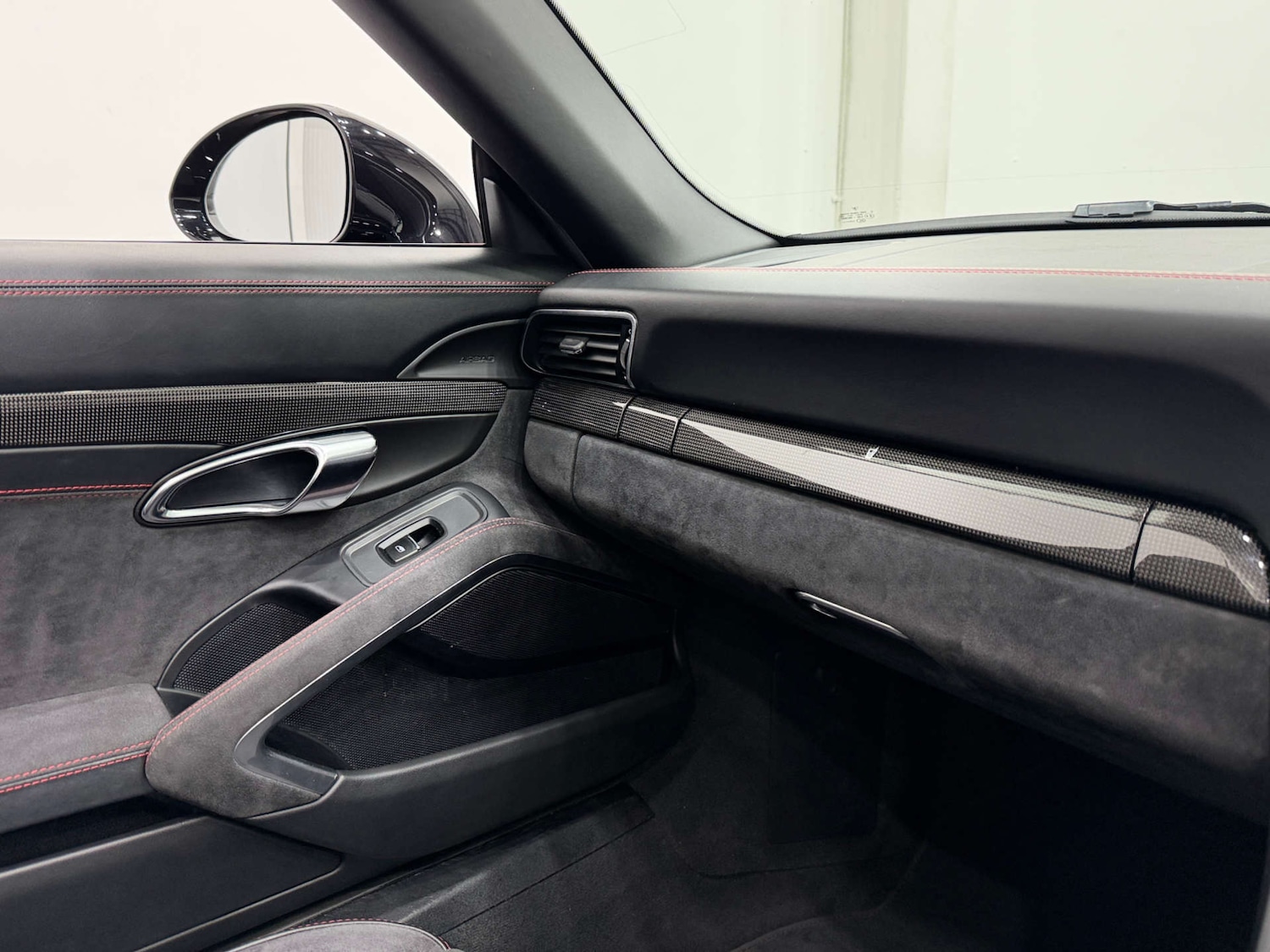 Used Porsche 911 2018 for sale - 78179573: Photo 39