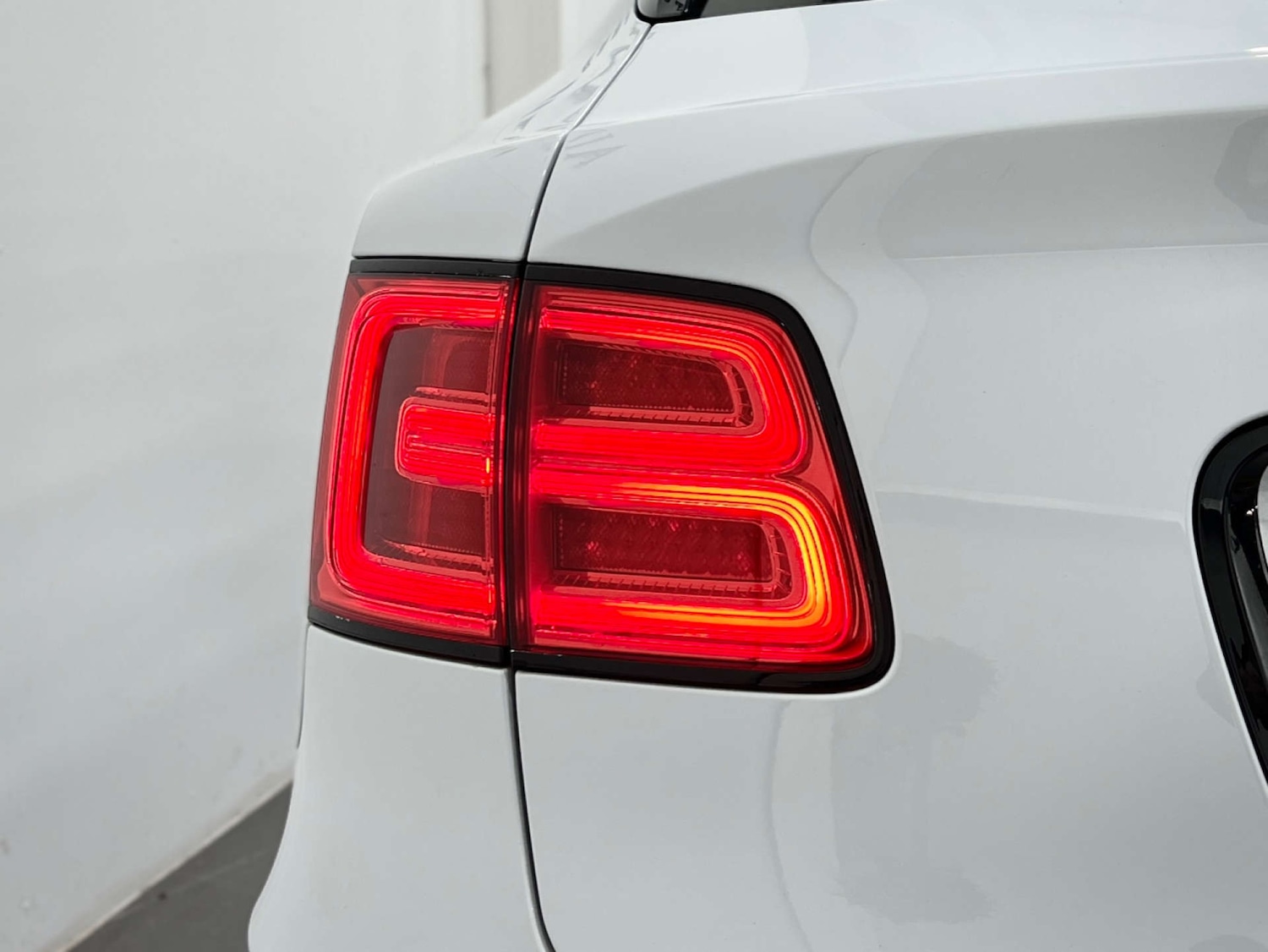 Used Bentley Bentayga 2017 for sale - 77833883: Photo 27