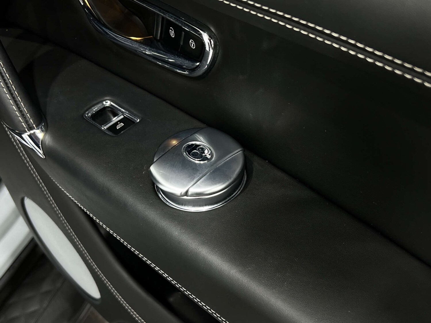 Used Bentley Bentayga 2017 for sale - 77833883: Photo 43