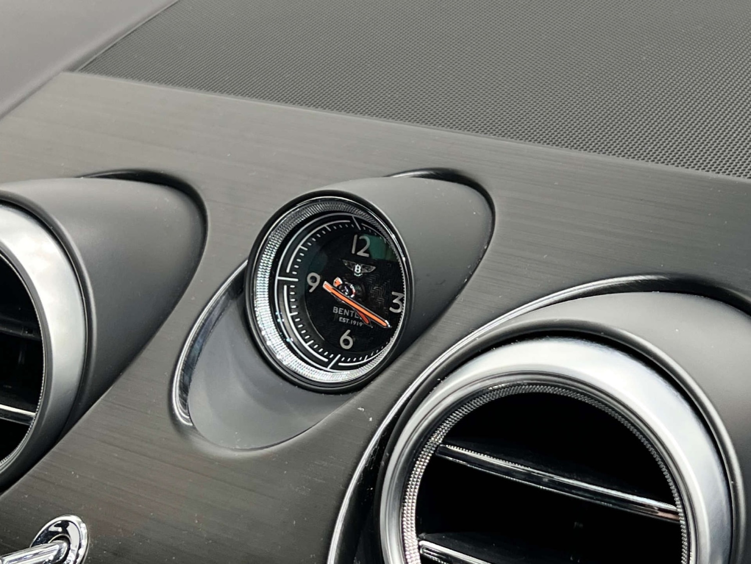 Used Bentley Bentayga 2017 for sale - 77833883: Photo 59