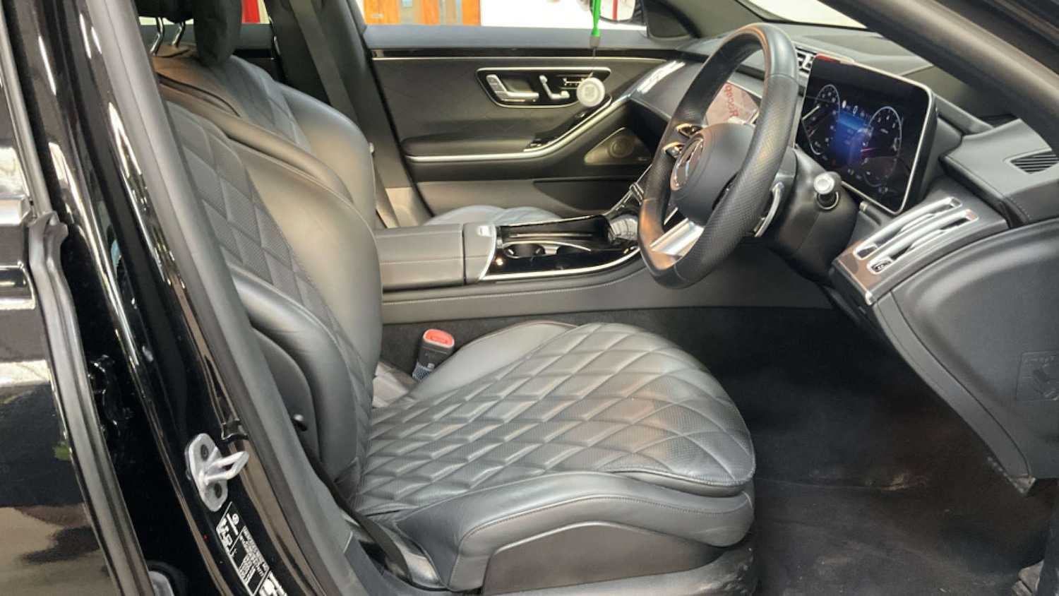 Used Mercedes-Benz S Class 2022 for sale - 78182156: Photo 2