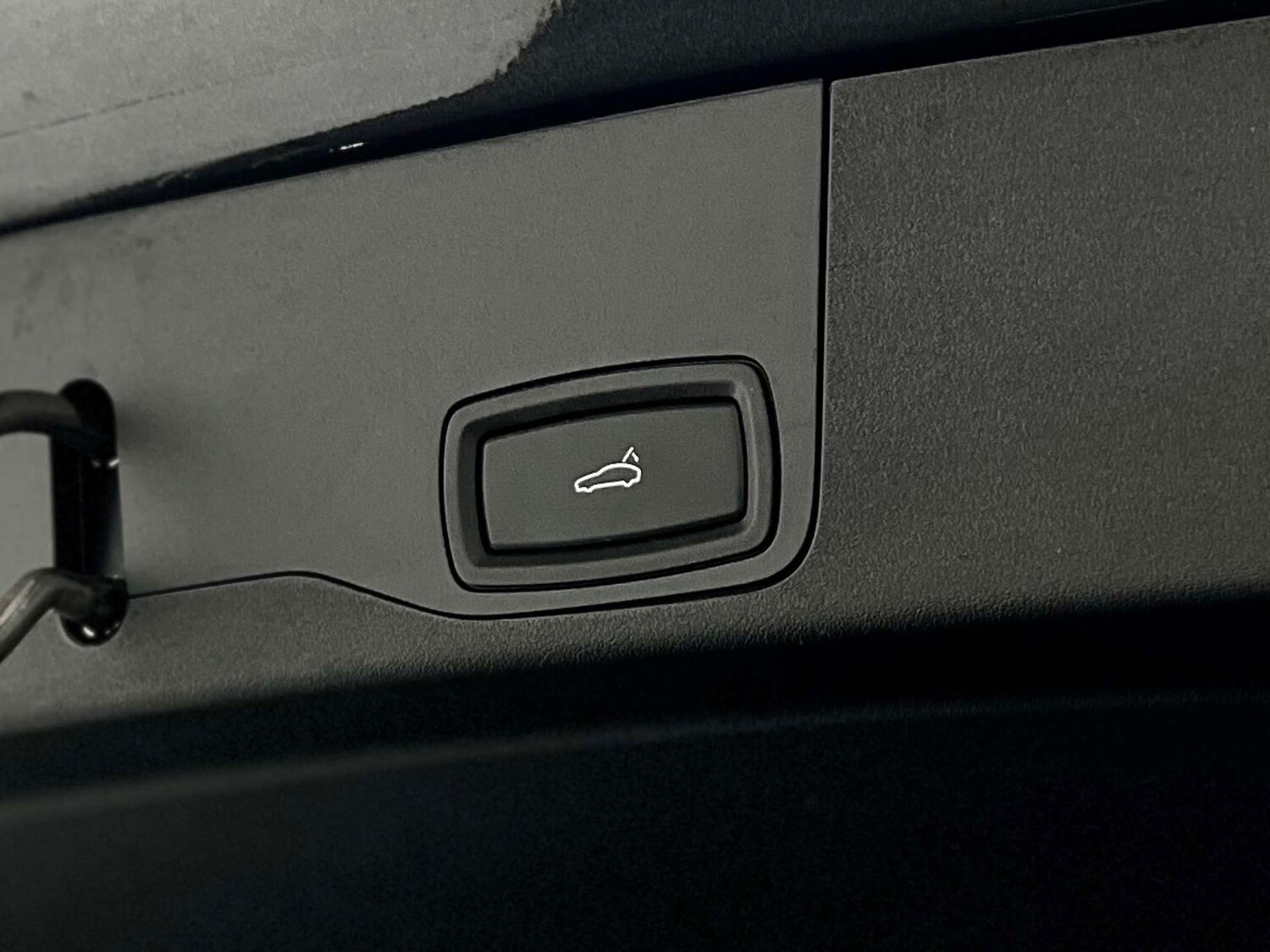 Used Porsche Taycan 2024 for sale - 76220583: Photo 30