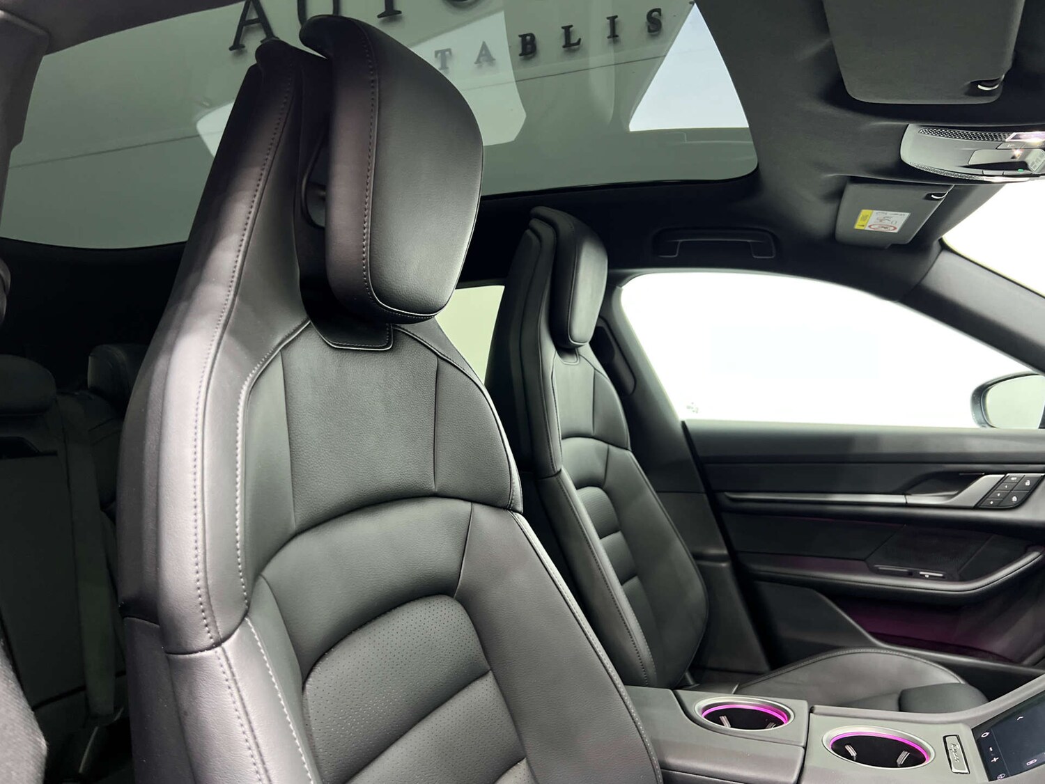 Used Porsche Taycan 2024 for sale - 76220583: Photo 43