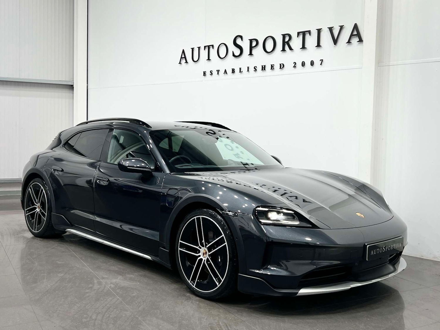 Used Porsche Taycan 2024 for sale - 76220583: Photo 7