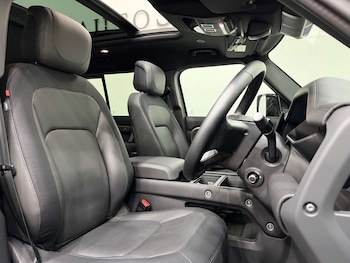 Used Land Rover Defender 2024 for sale - 78251217: Photo