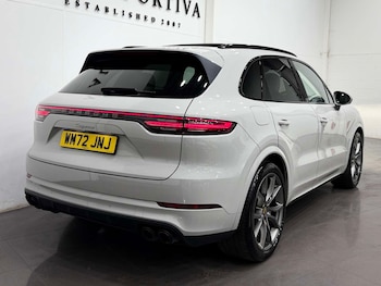 Used Porsche Cayenne 2023 for sale - 79286813: Photo