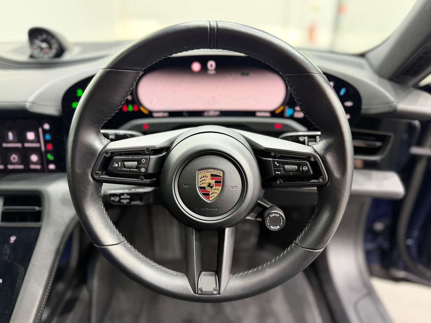 Used Porsche Taycan 2021 for sale - 76830947: Photo 24