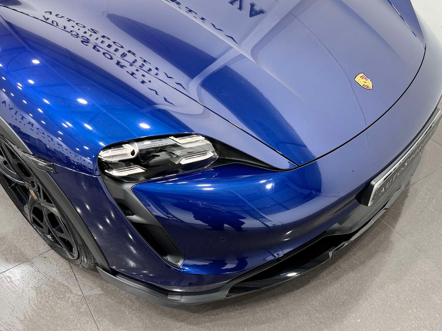 Used Porsche Taycan 2021 for sale - 76830947: Photo 34