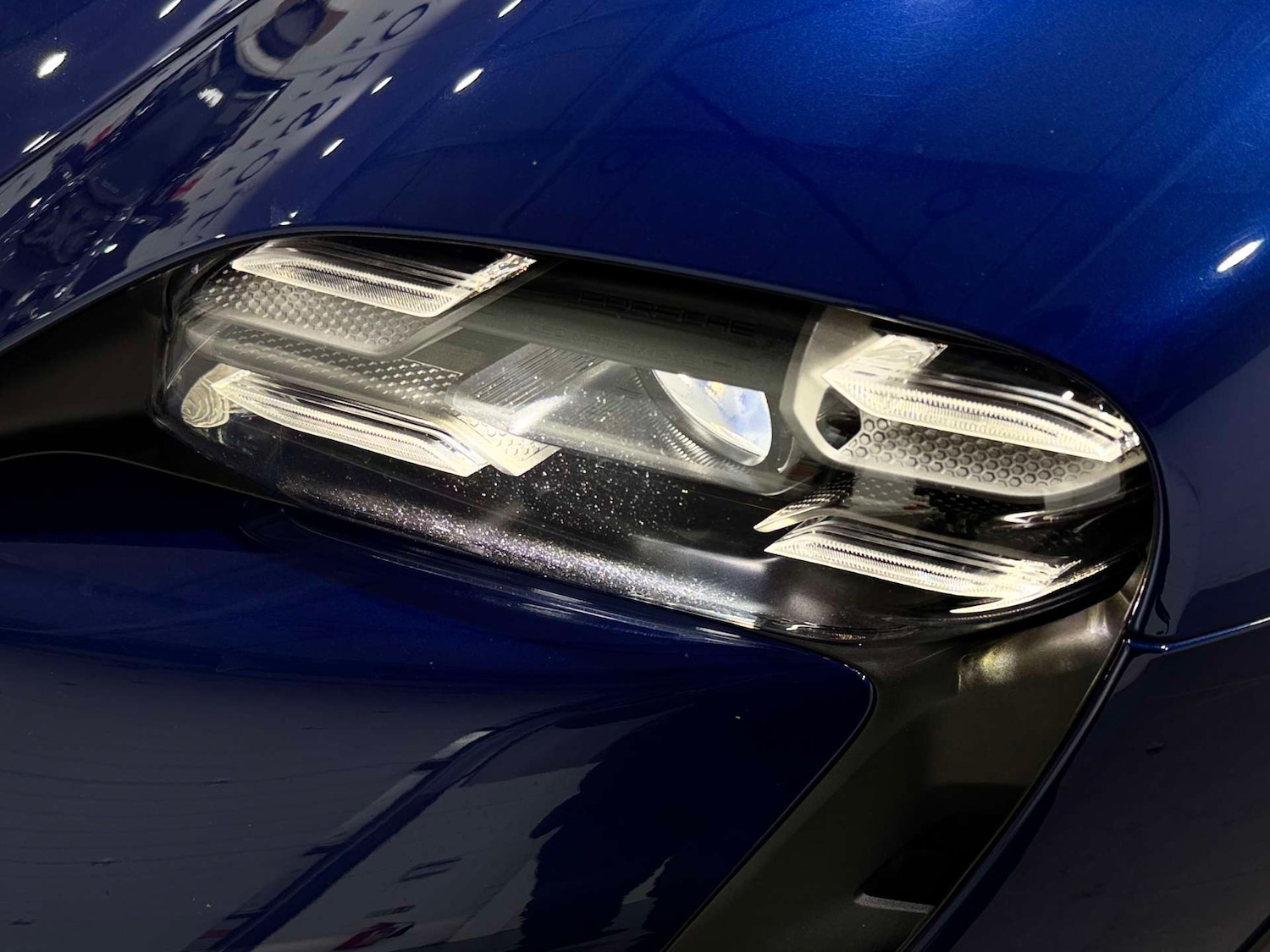 Used Porsche Taycan 2021 for sale - 76830947: Photo 35