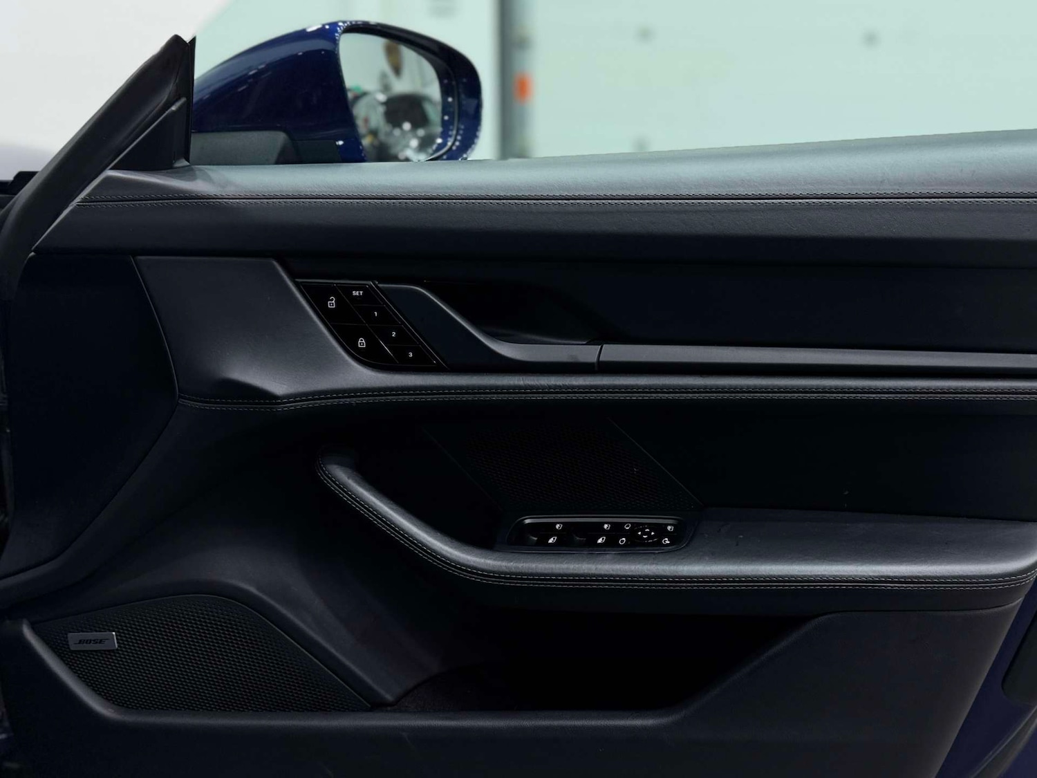 Used Porsche Taycan 2021 for sale - 76830947: Photo 39