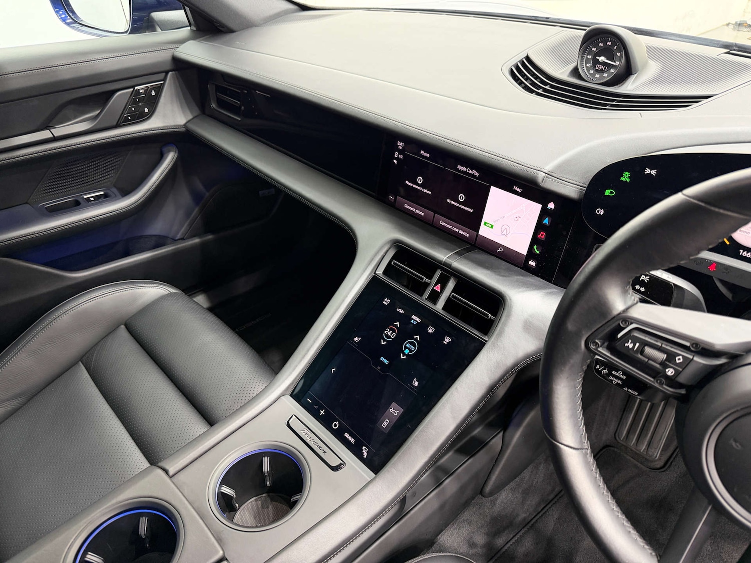 Used Porsche Taycan 2021 for sale - 76830947: Photo 44