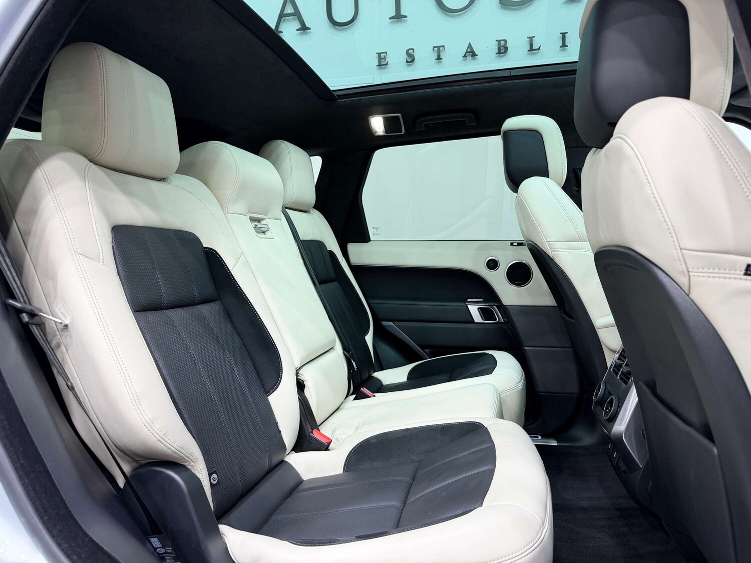 Used Land Rover Range Rover Sport 2021 for sale - 76429377: Photo 16