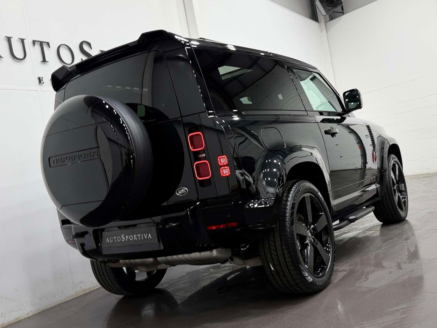 Used Land Rover Defender 2022 for sale - 77833921: Photo 26