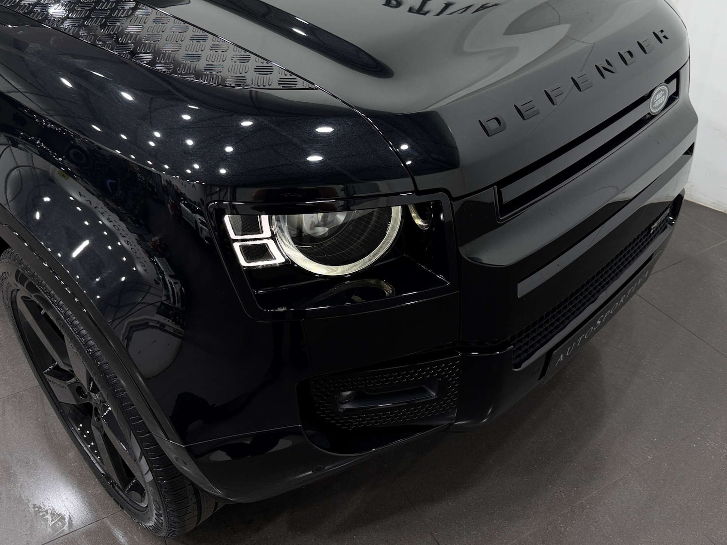 Used Land Rover Defender 2022 for sale - 77833921: Photo 34