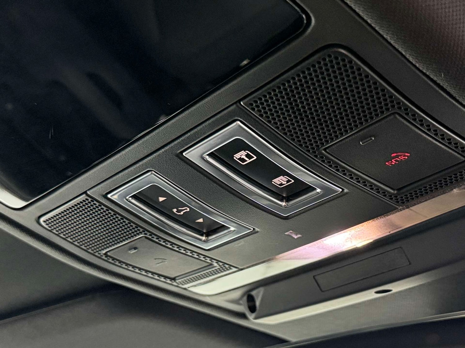 Used Land Rover Defender 2022 for sale - 77833921: Photo 41