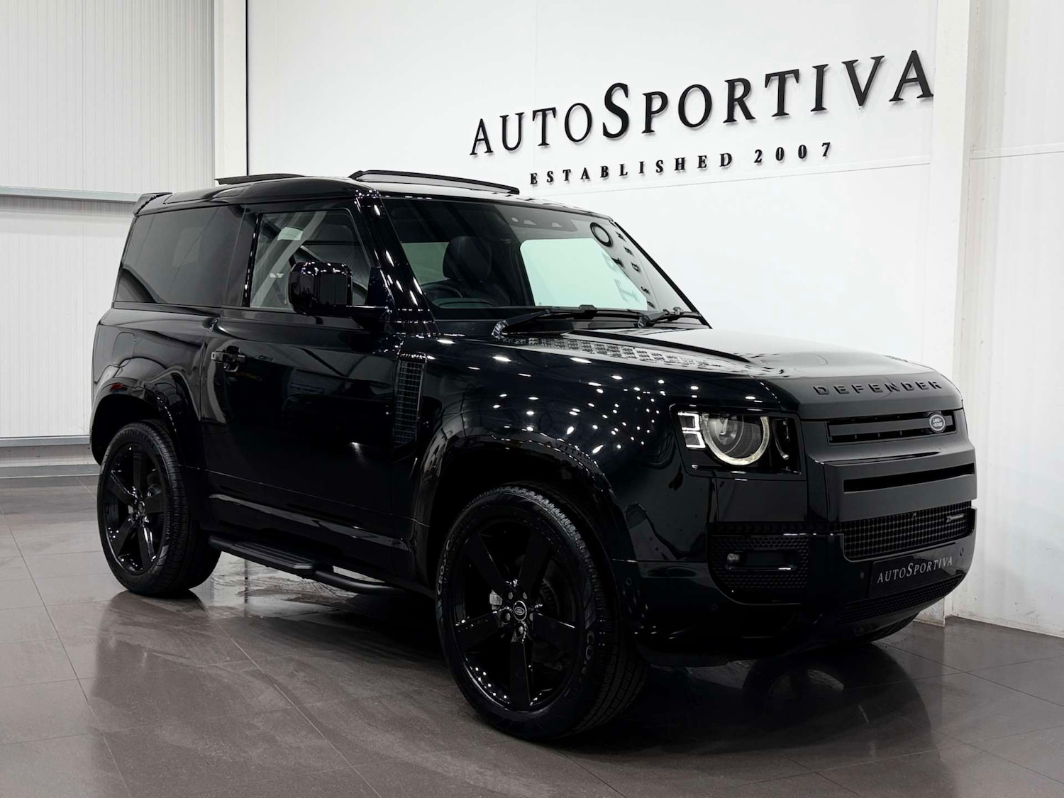 Used Land Rover Defender 2022 for sale - 77833921: Photo 8