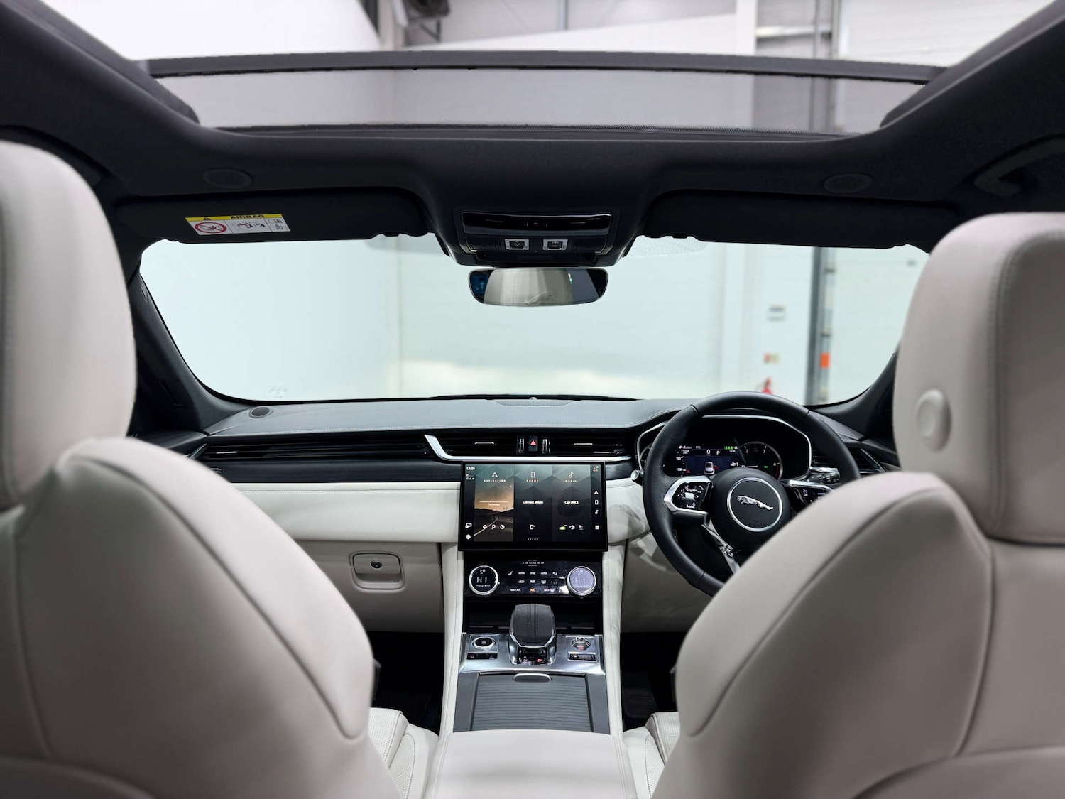 Used Jaguar F-Pace 2023 for sale - 77833931: Photo 20