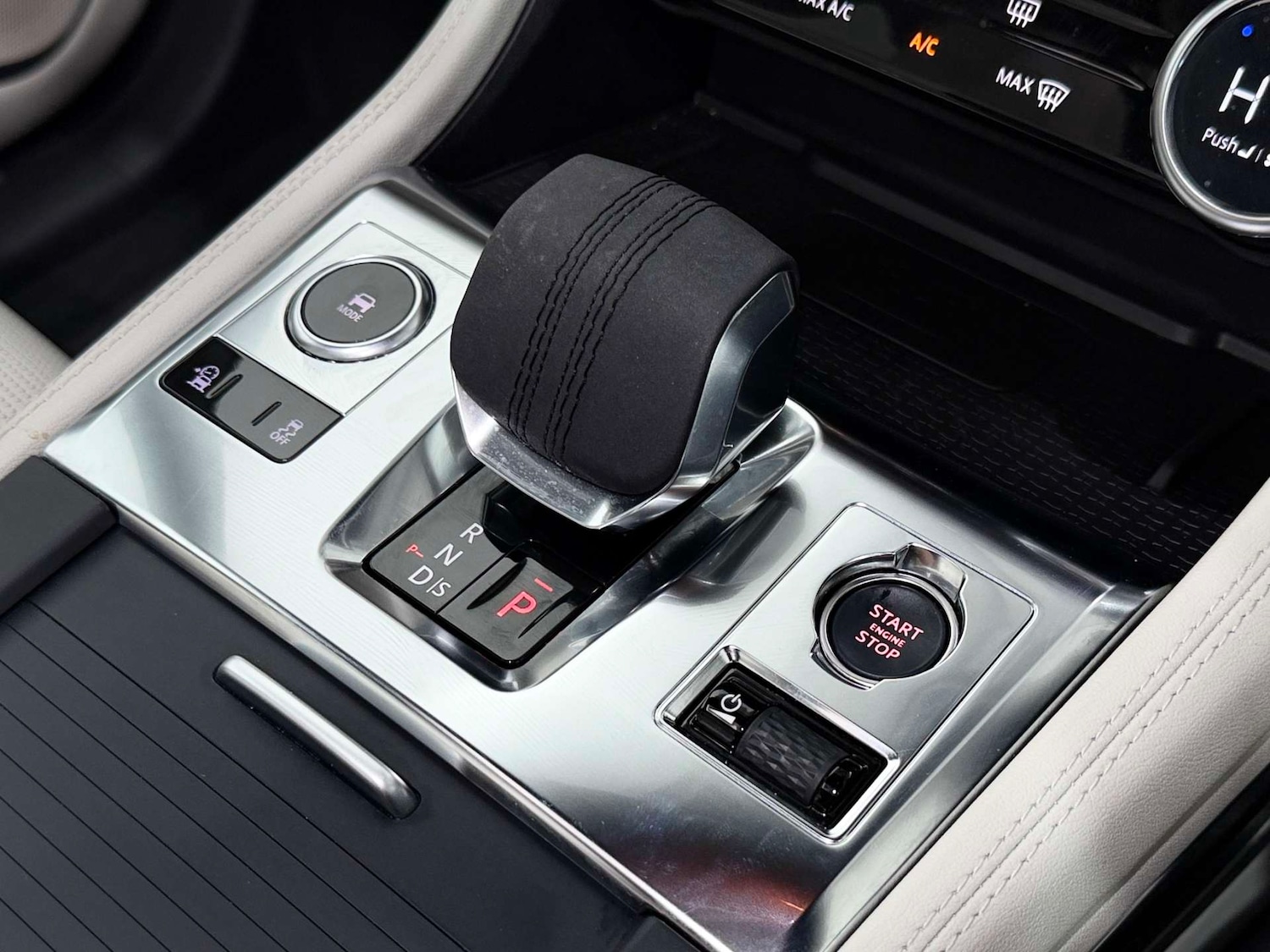 Used Jaguar F-Pace 2023 for sale - 77833931: Photo 39