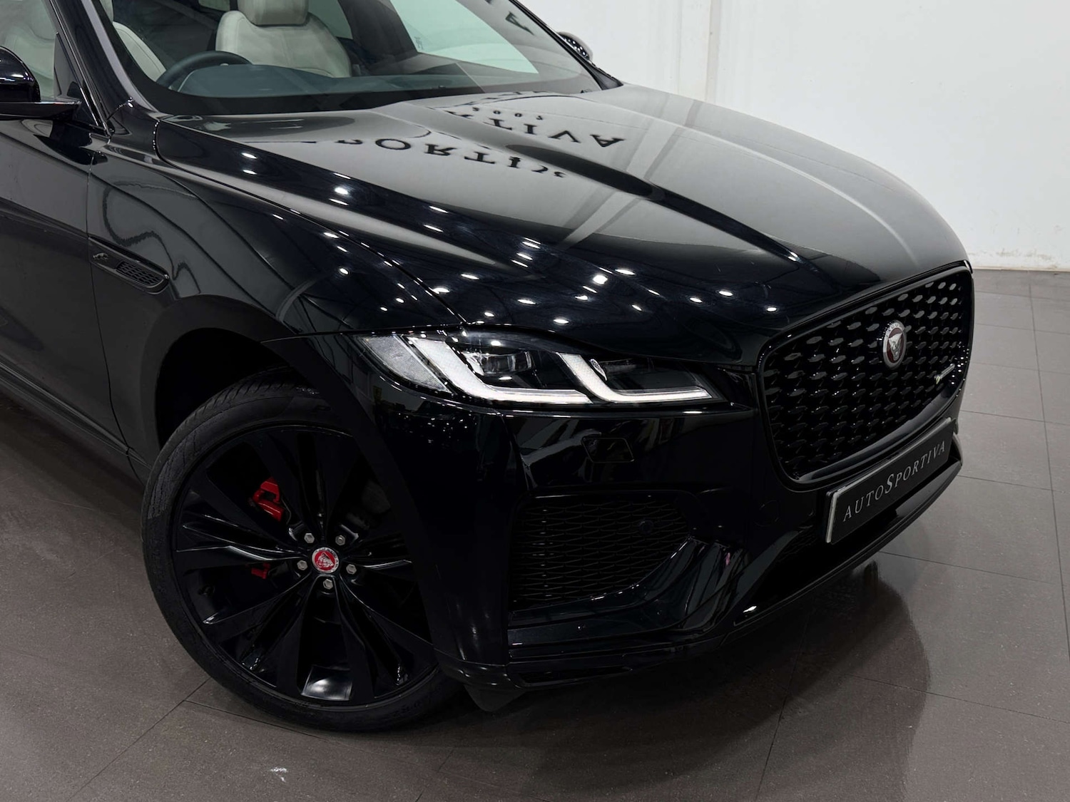 Used Jaguar F-Pace 2023 for sale - 77833931: Photo 49