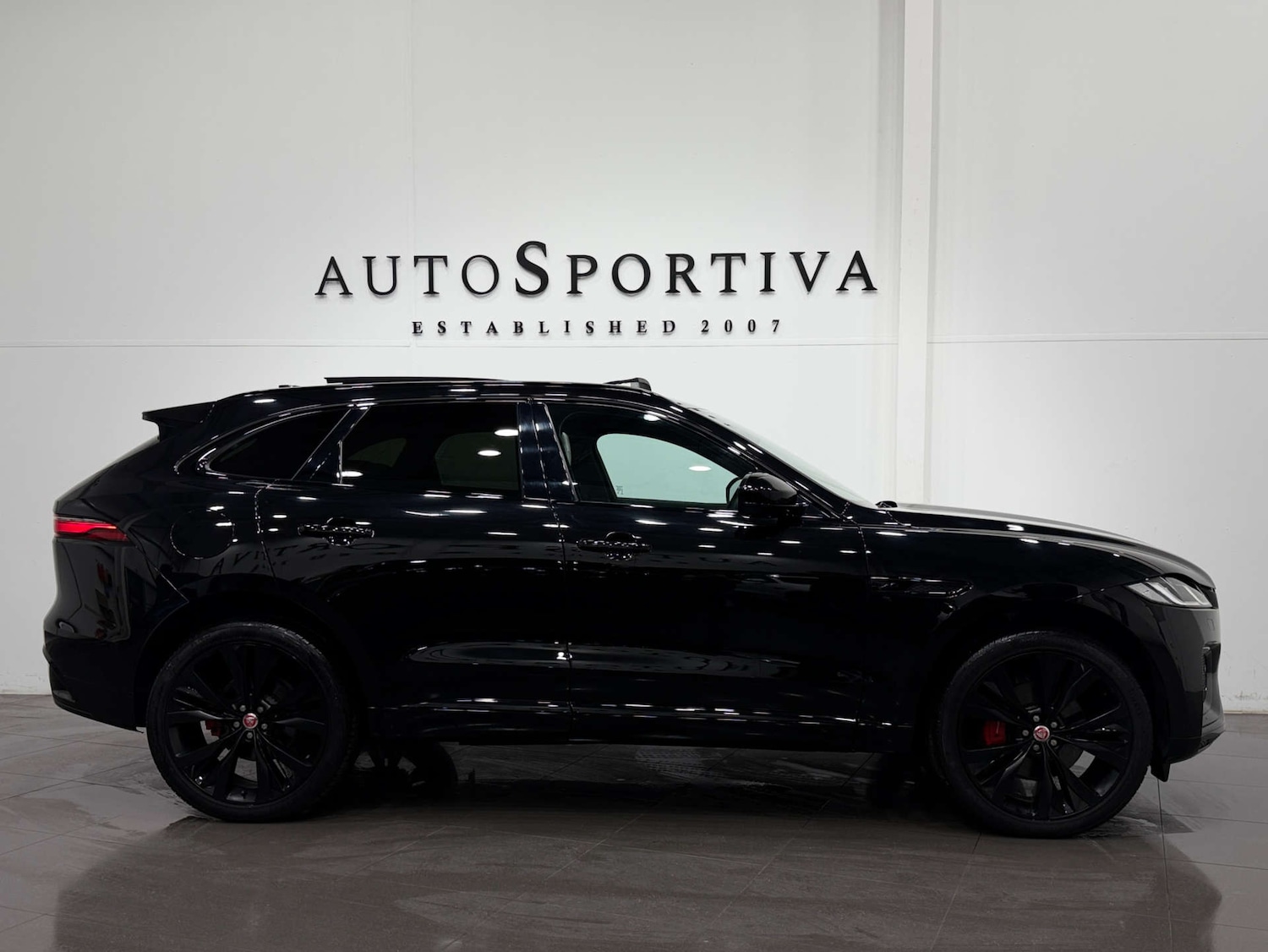 Used Jaguar F-Pace 2023 for sale - 77833931: Photo 7