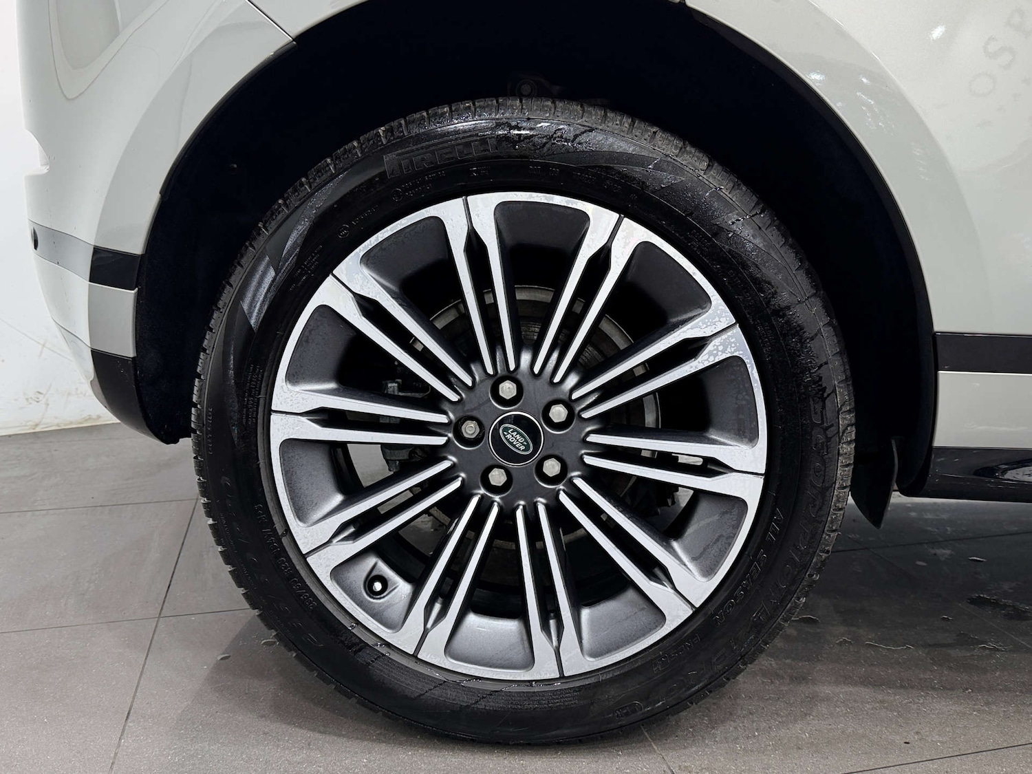 Used Land Rover Range Rover Evoque 2023 for sale - 77833852: Photo 13