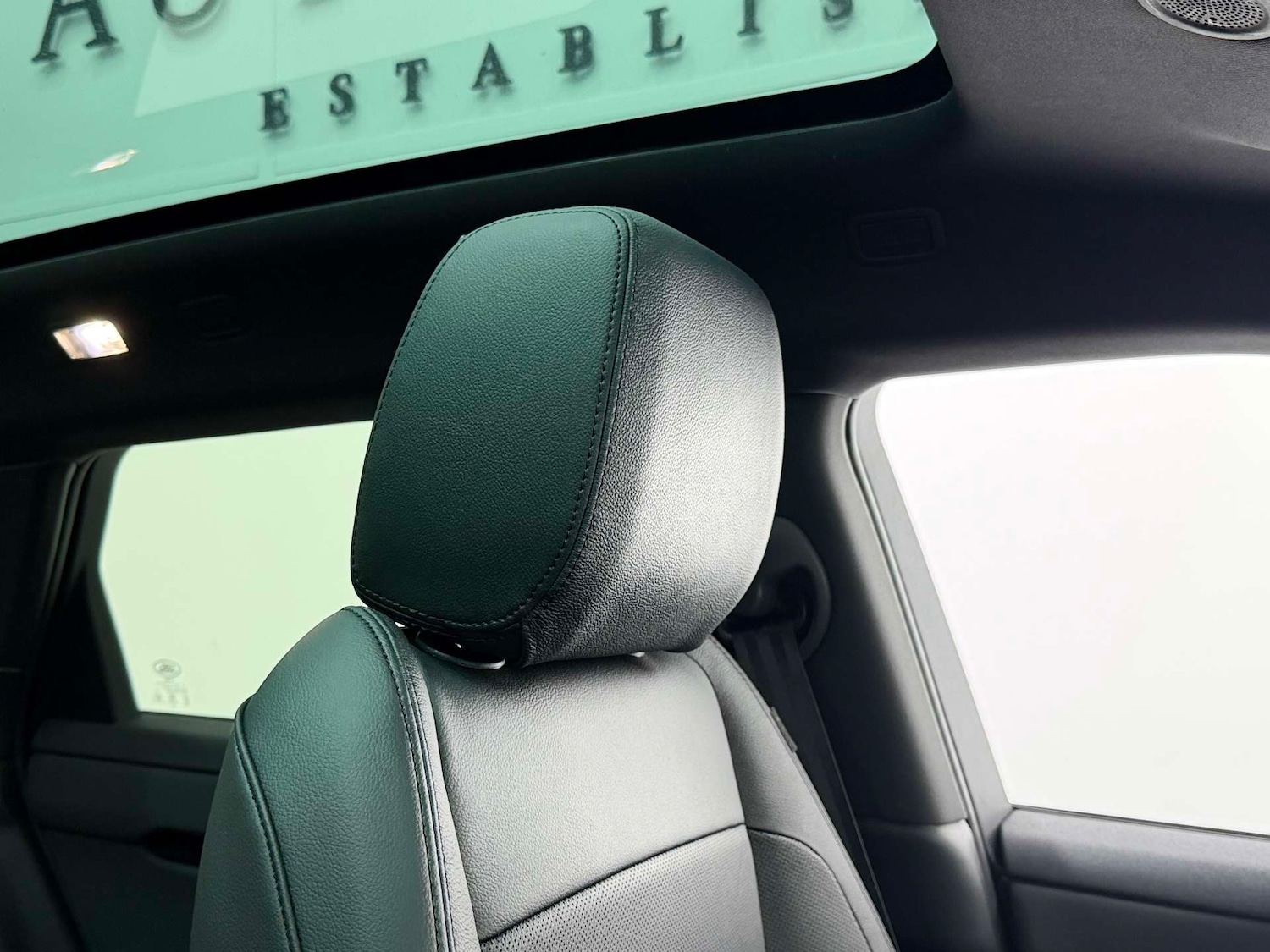 Used Land Rover Range Rover Evoque 2023 for sale - 77833852: Photo 35