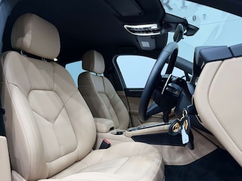 Used Porsche Macan 2025 for sale - 78885322: Photo