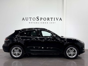 Used Porsche Macan 2025 for sale - 78885322: Photo