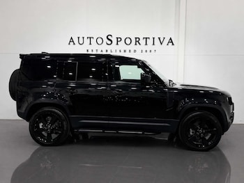Used Land Rover Defender 2024 for sale - 79527422: Photo