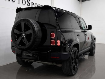 Used Land Rover Defender 2024 for sale - 79527422: Photo